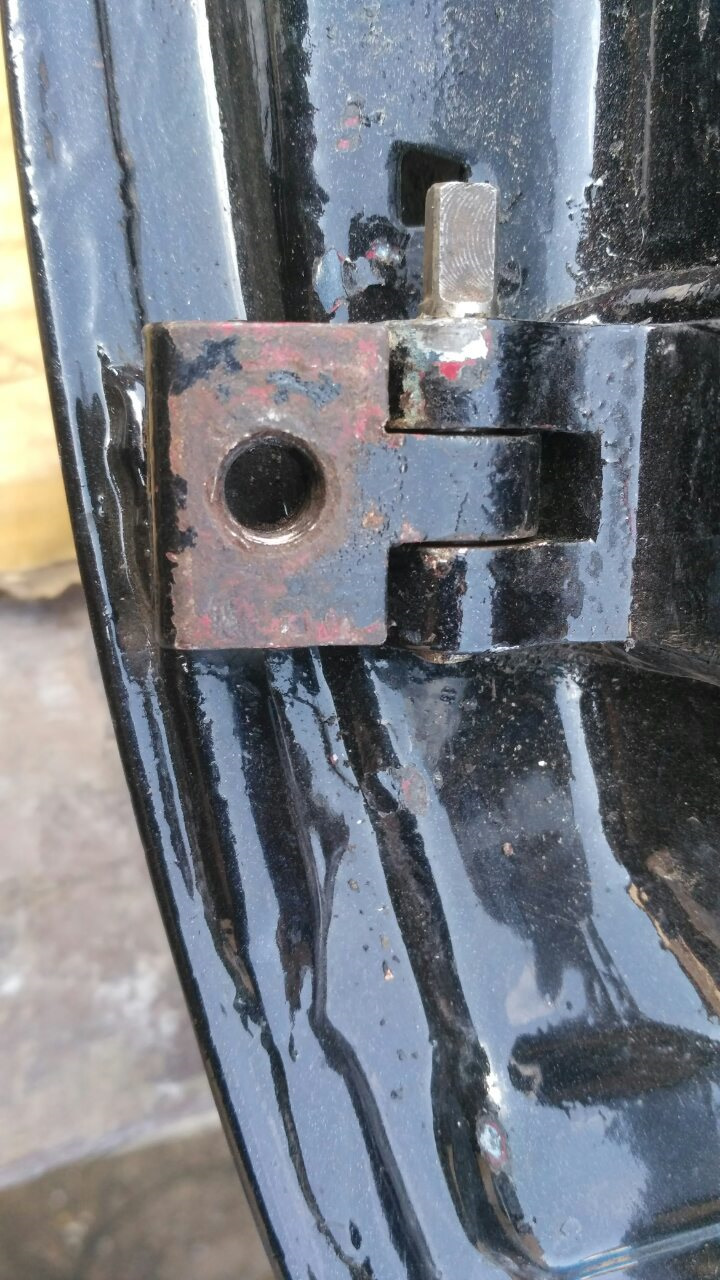 Ремонт петли двери левой — Volkswagen Golf Mk2, 1,8 л, 1990 года ...