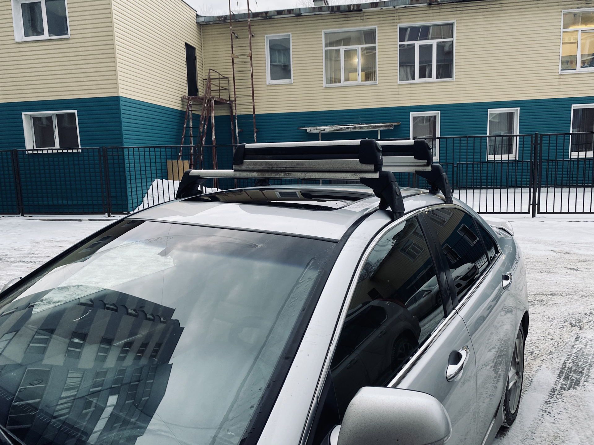 «Багажник на крышу для перевозки сноубордов» — Honda Accord (7G), 2,4 л ...