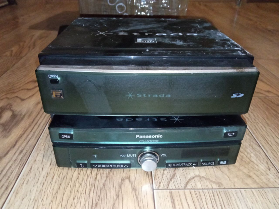 Panasonic ストラーダ CN-HX3000D 中古品 CN-HX3000D honnda11k9様