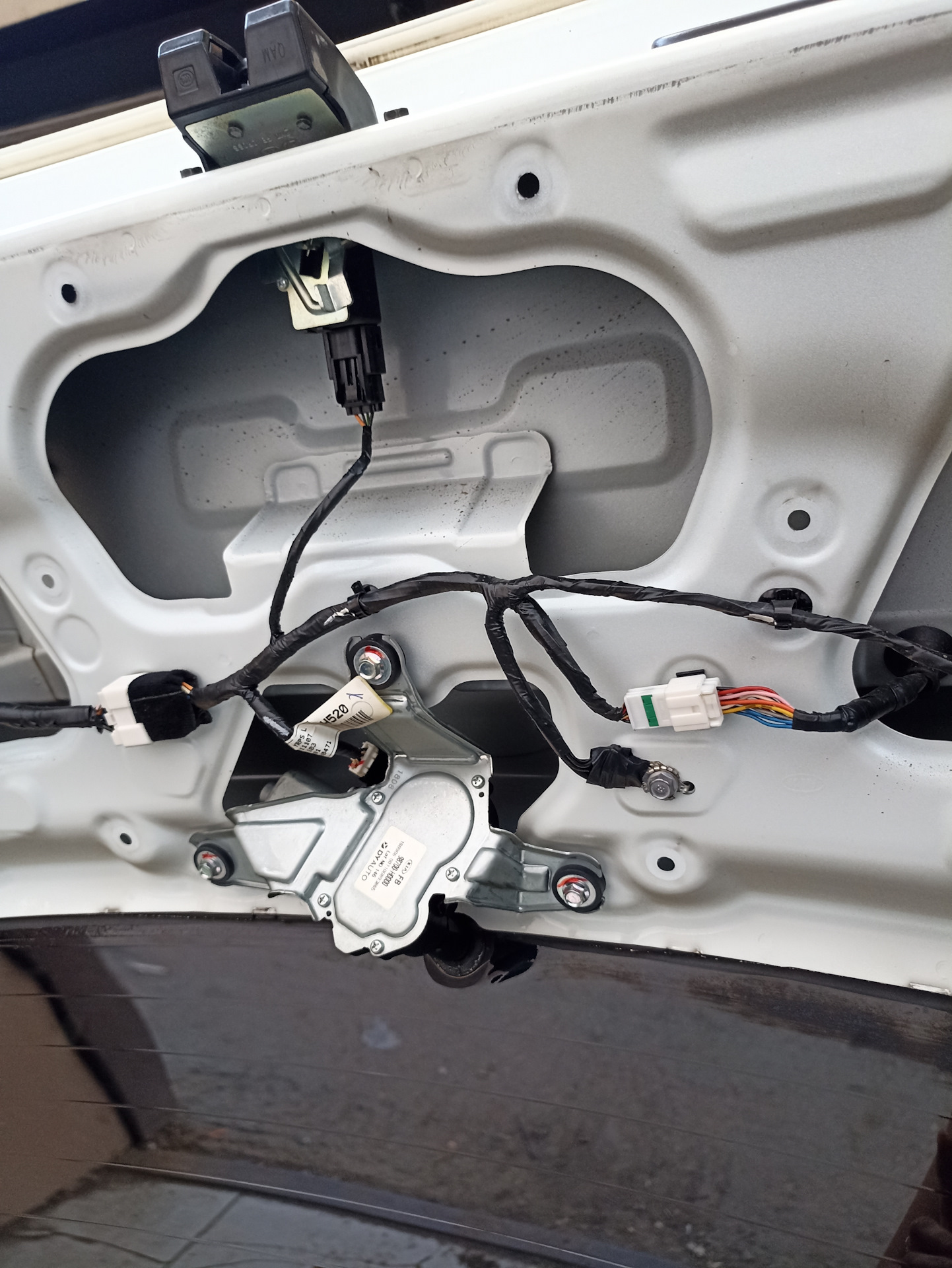 Камера заднего вида, не работает — KIA Rio X-Line, 1,6 л, 2018 года ...