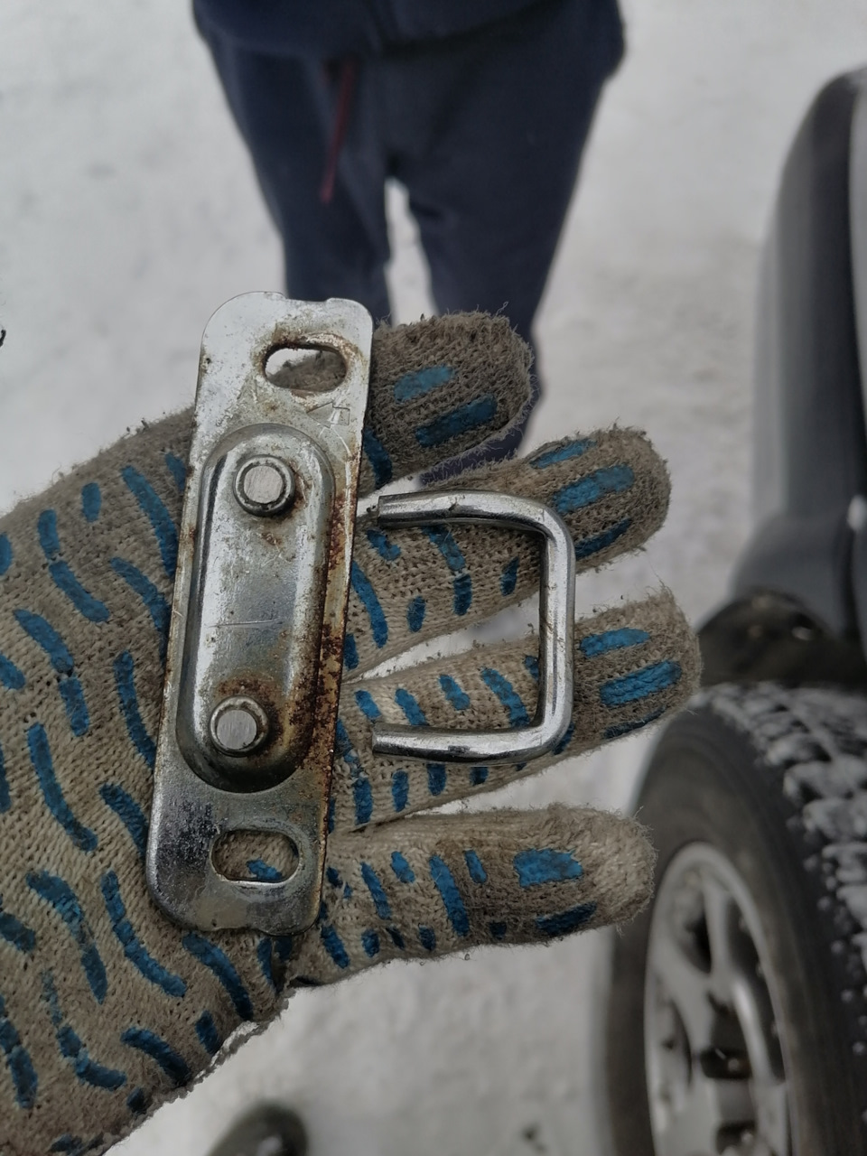 Про замок багажника. — Opel Frontera B, 2,2 л, 2000 года | своими ...