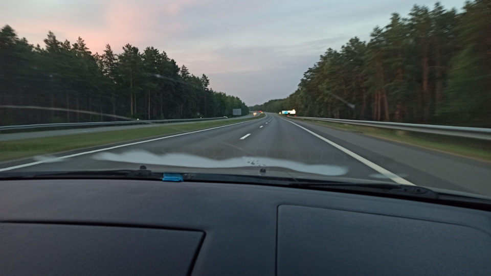 Потеет лобовое окно с улицы))) — Mazda 6 (1G) GG, 2,3 л, 2004 года ...