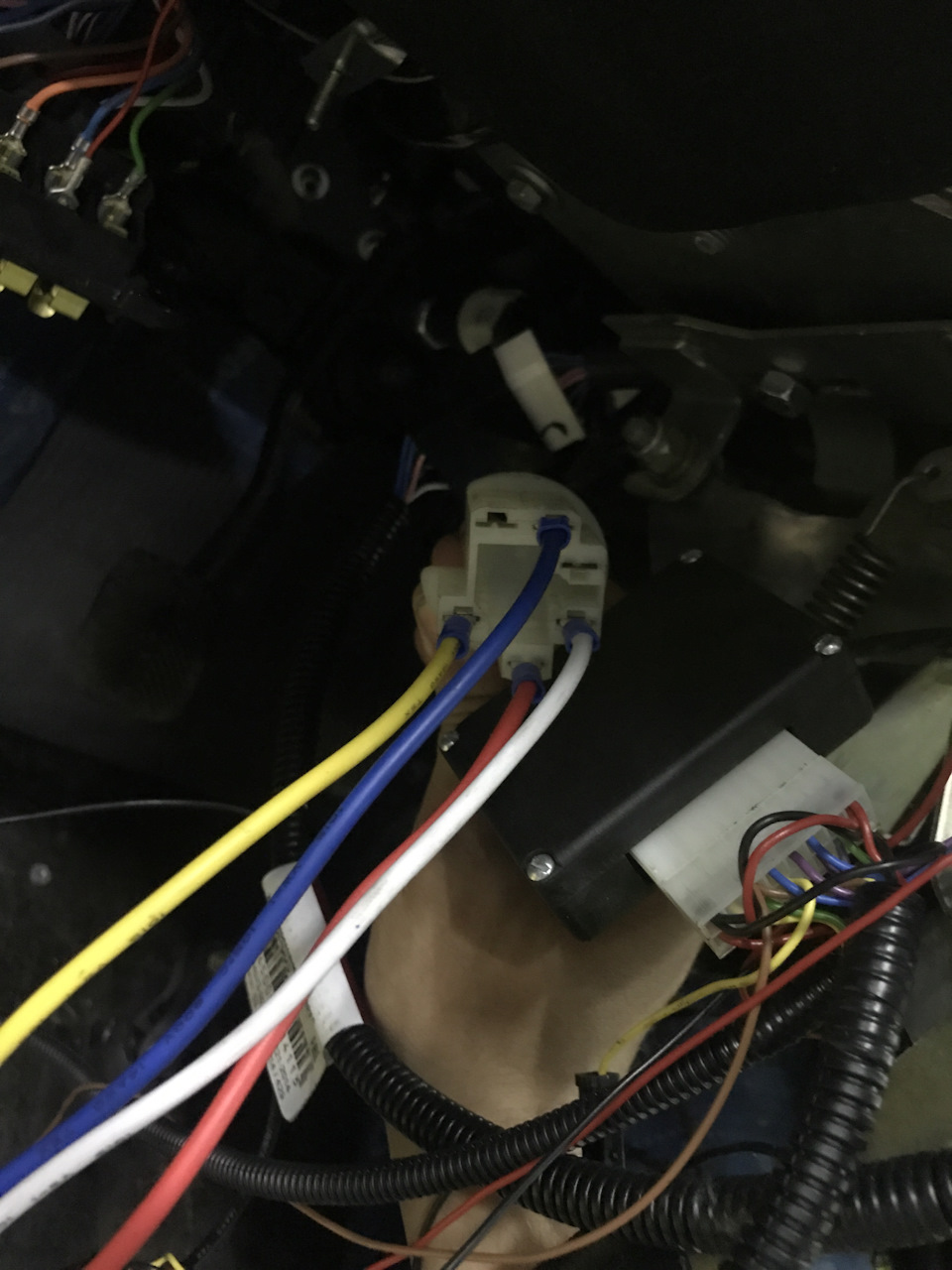 Подключение кнопки старт-стоп Нива бронто — Vm__custom на DRIVE2