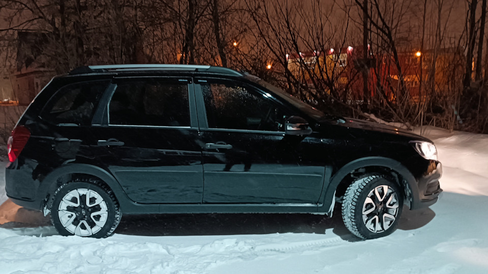 стук спереди при вывернутых колесах, проявляется при нажатии на газ ...