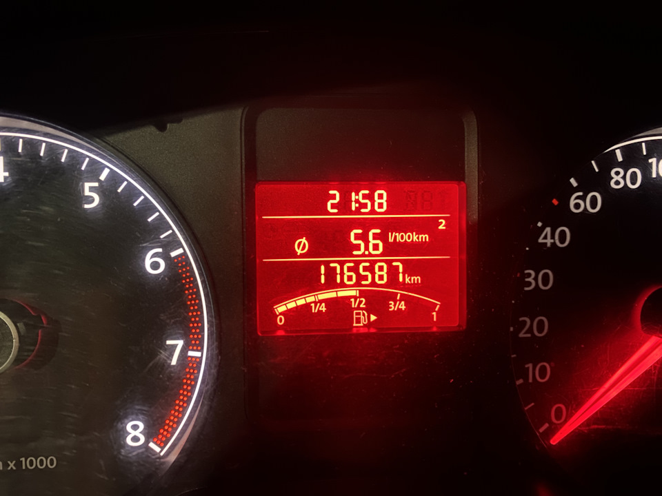 Расход топлива и решение. — Volkswagen Polo Sedan, 1,6 л, 2010 года ...