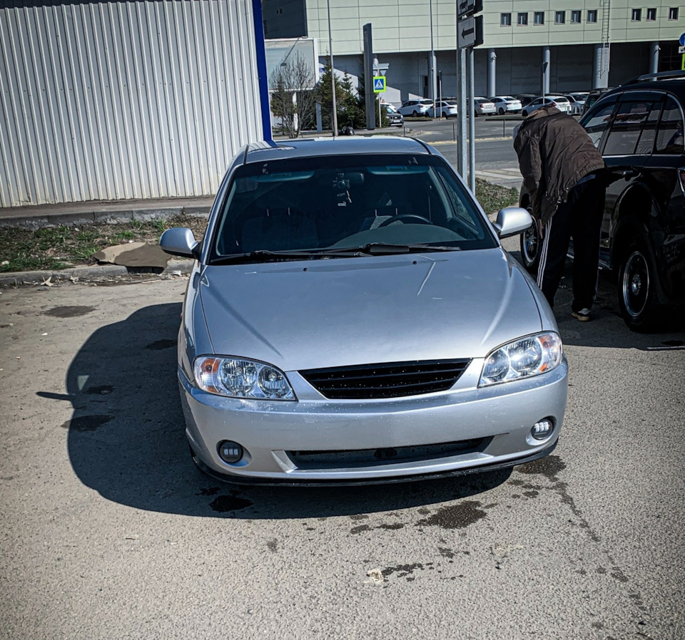 Бампер без подиума, решетка без значка — KIA Spectra, 1,6 л, 2008 года |  тюнинг | DRIVE2