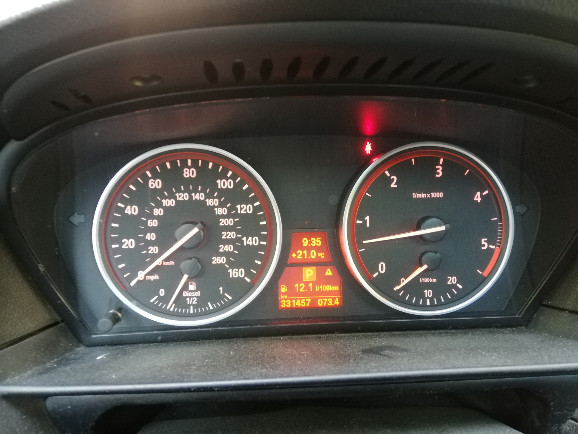 BMW e90 Speedometer jerking