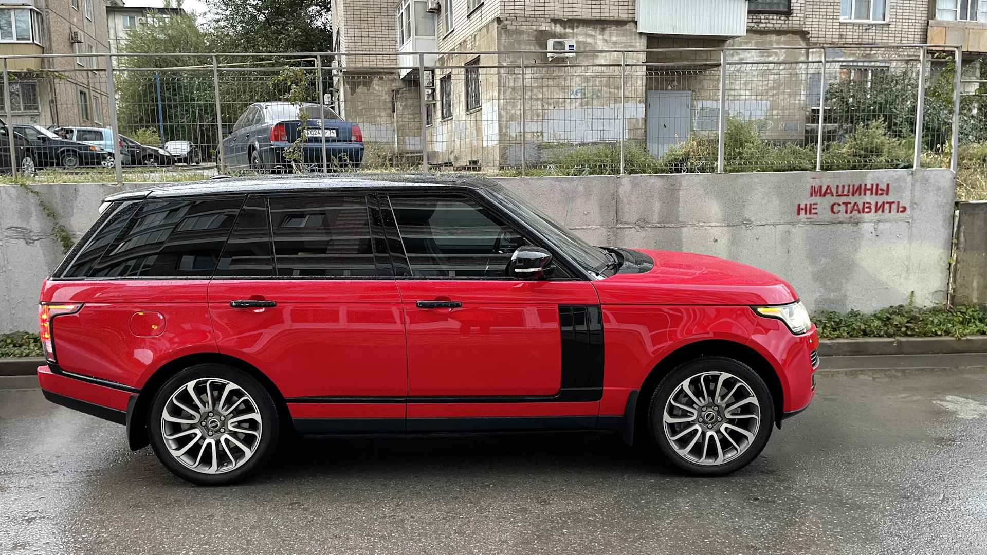 Land Rover Range Rover (4G) 5.0 бензиновый 2013 | «Кровавый рассвет» на  DRIVE2