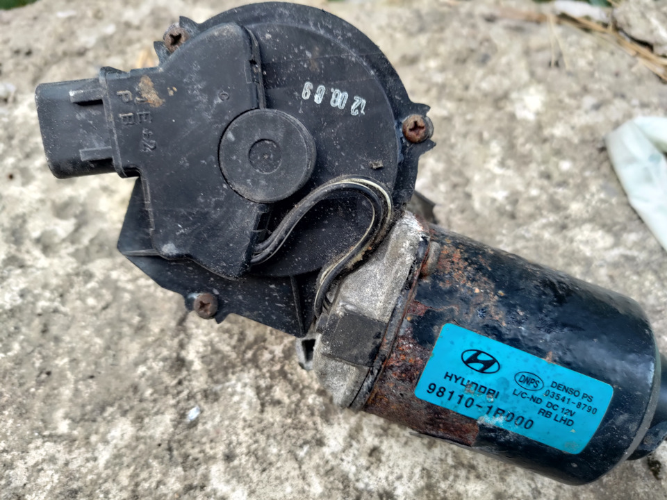 Замена моторчика стеклоочистителя — KIA Rio (3G), 1,6 л, 2012 года ...