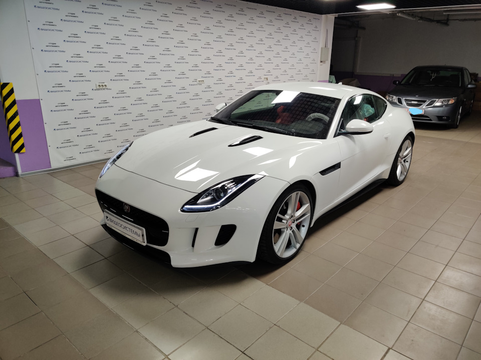 Установка монитора 10.25 взамен штатного \"8\" на автомобиль JAGUAR F ...