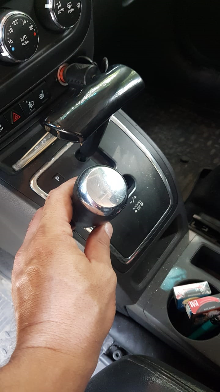 Замена набалдашника КПП. — Jeep Liberty, 2,4 л, 2010 года | аксессуары ...