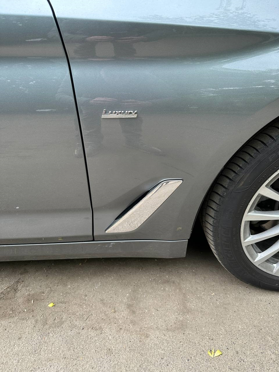 хром накладки как снять и что с ними делать? — BMW 5 series (G30), 2 л ...