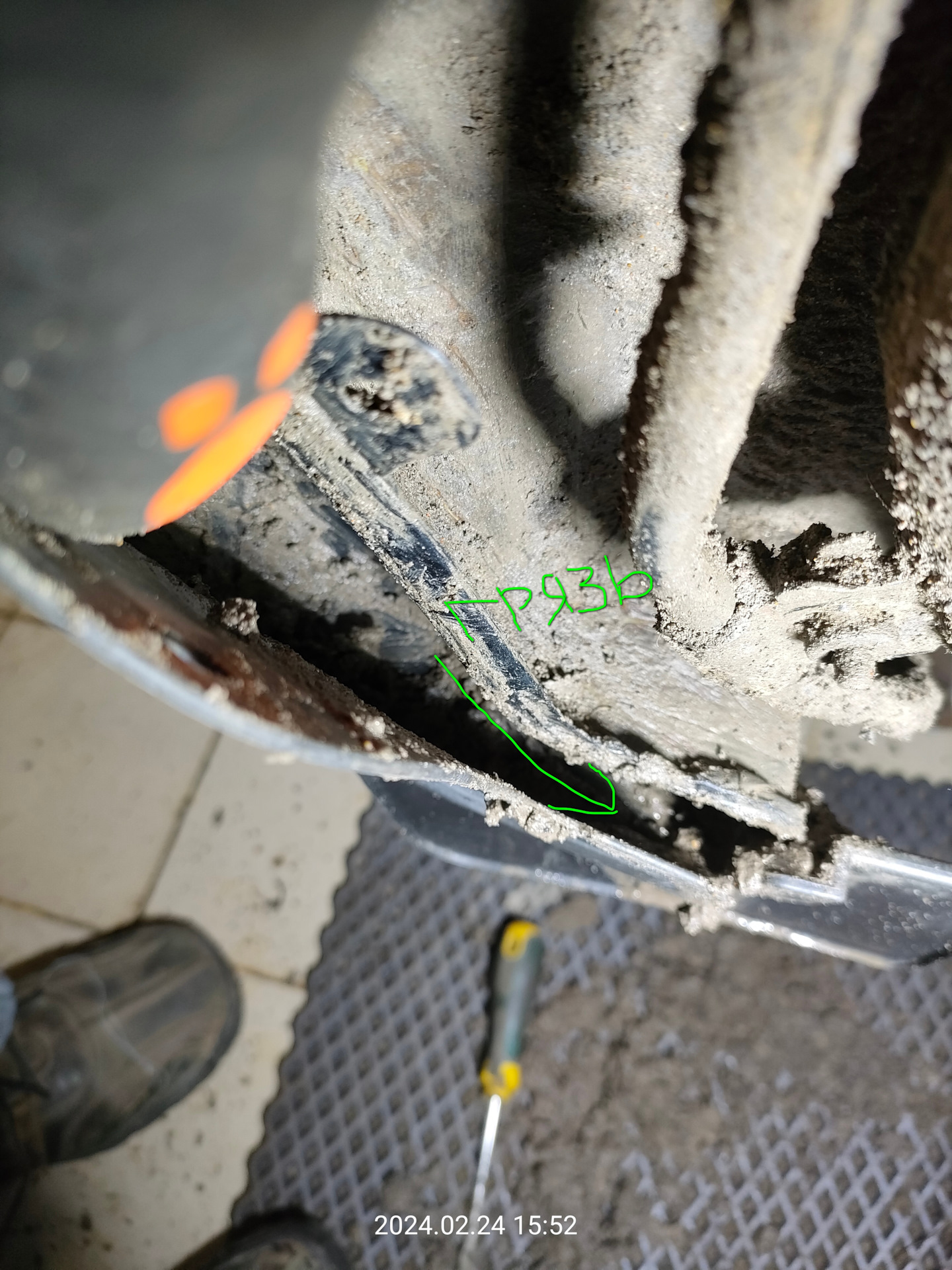 Подкрылки задних арок — Toyota RAV4 (IV), 2,5 л, 2019 года | аксессуары ...