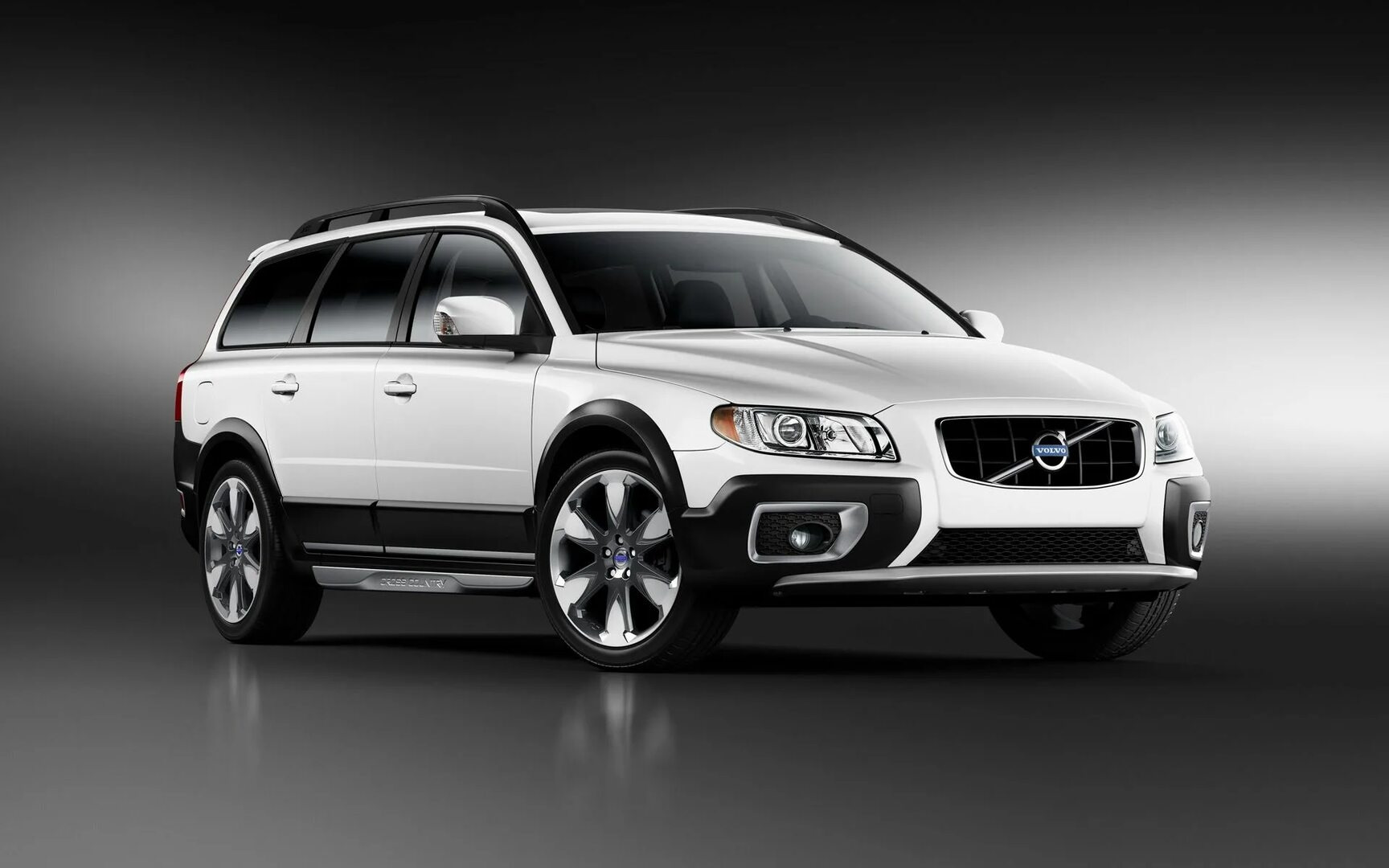 volvo xc70 1