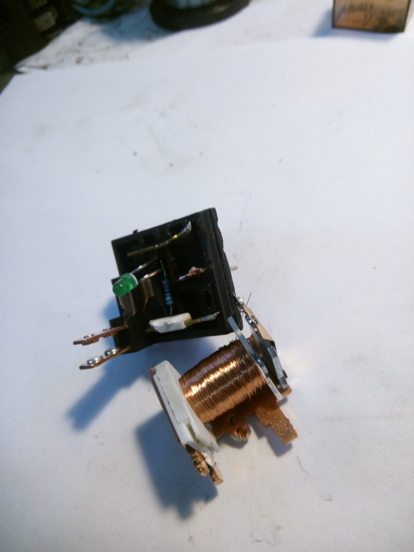 Реле " ПТФ " — Volkswagen Transporter T4, 1,9 л, 1990 года ...