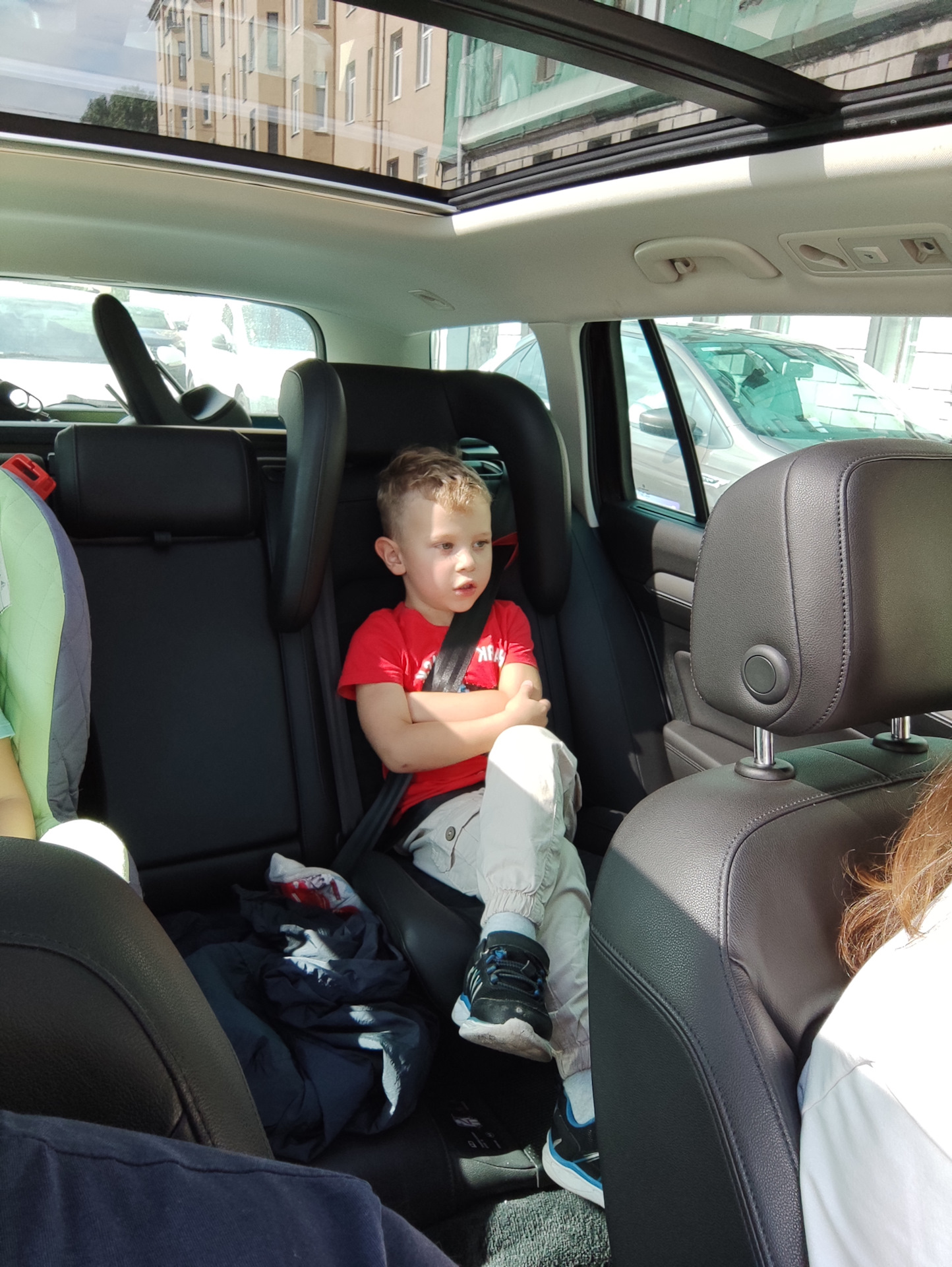 Не долго dynaudio играла… — Volkswagen Passat Variant (B8), 2 л, 2016 ...