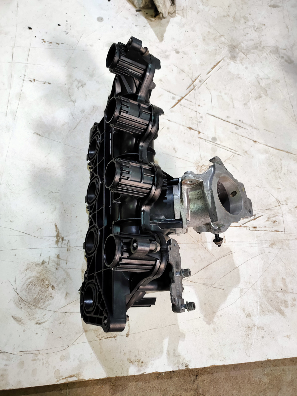 6. Удаление вихревых заслонок, замена свечей накала. — Land Rover ...