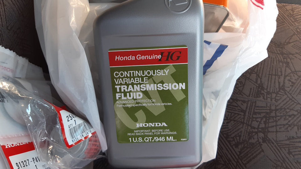 Масло вариатор honda hr v. Масло в вариатор Honda HR-V. Фильтра CVT Honda CR-V 2008. Масло для вариатора Хонда CVT. Тойота танк доливка жидкости в вариатор