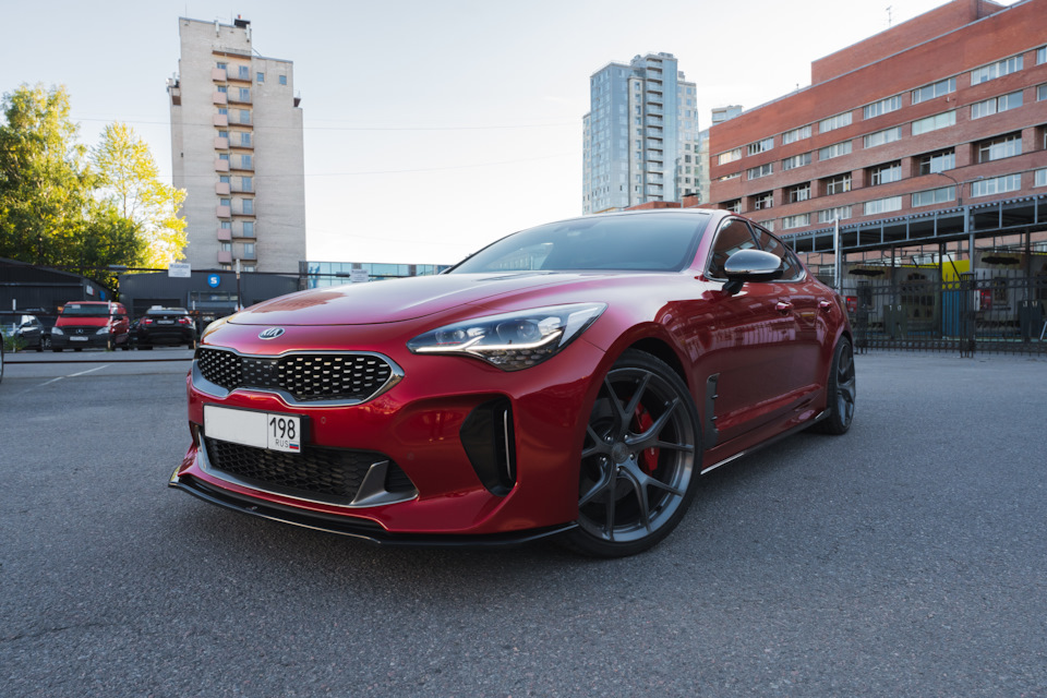 Kia Stinger drive2