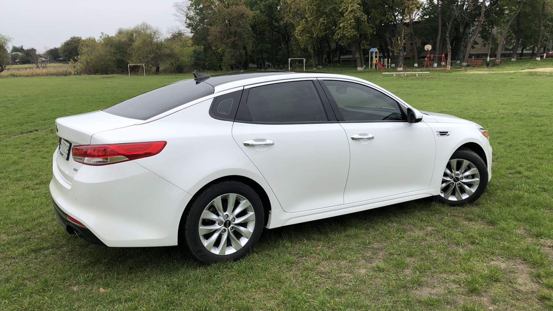 Киа оптима 4 фото New Kia Optima: More space, luxury & safety - Movement that inspires