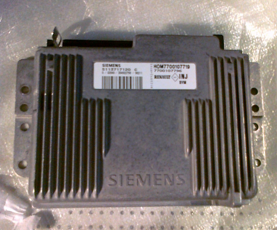 С-Мозг на мотор F3R c ГУРом. — Москвич 2141. Запчасти на фото: 7700107796