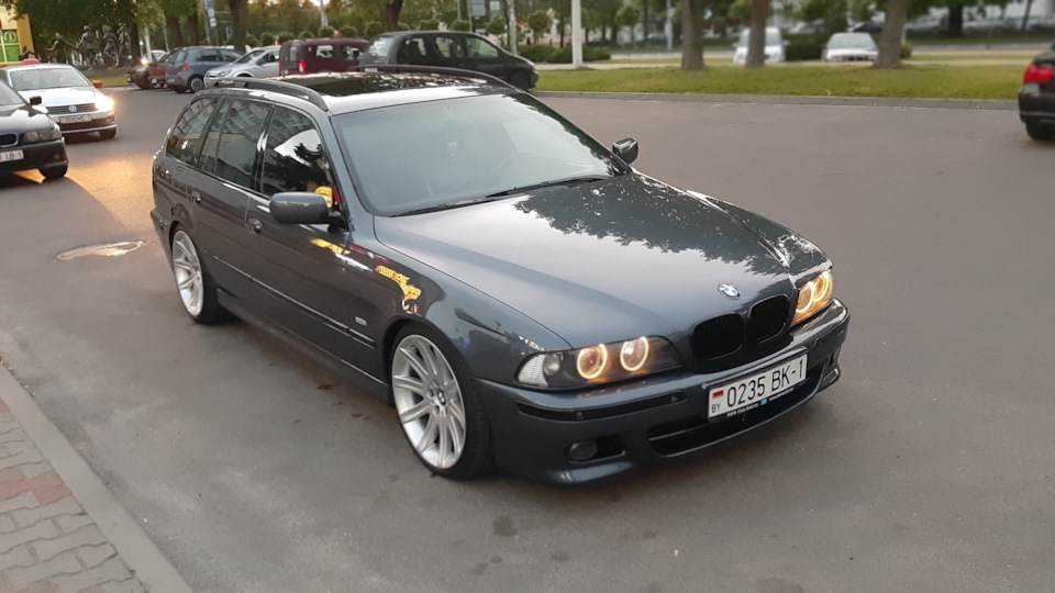 BMW 5 series Touring My Individual