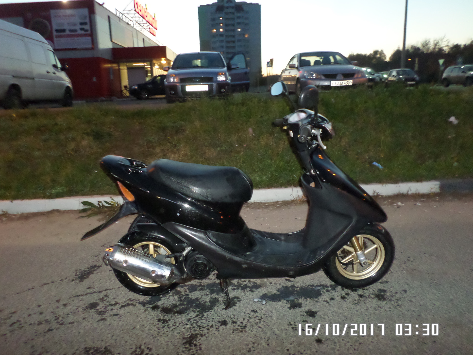 Honda dio компрессия. Honda Dio 35 ZX. Хонда дио 35 ZX стант. Хонда дио 28 ZX. Ручка Хонда дио 35 ZX.