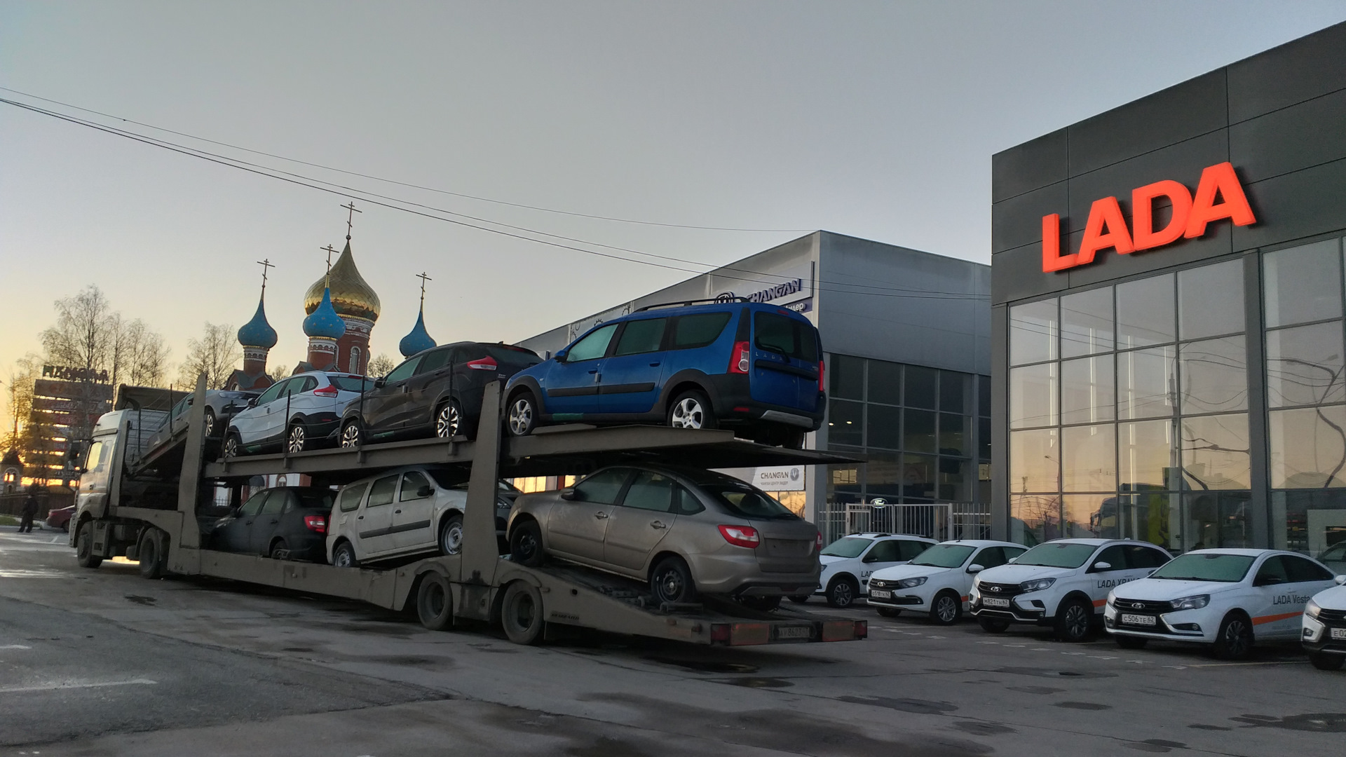 Замена резонатора Лада Веста по гарантии. — Lada Vesta SW, 1,8 л, 2017 года  | визит на сервис | DRIVE2