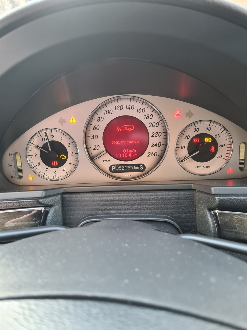 Запись №150. Замена держателя клапана вентиляции — Mercedes-Benz E ...