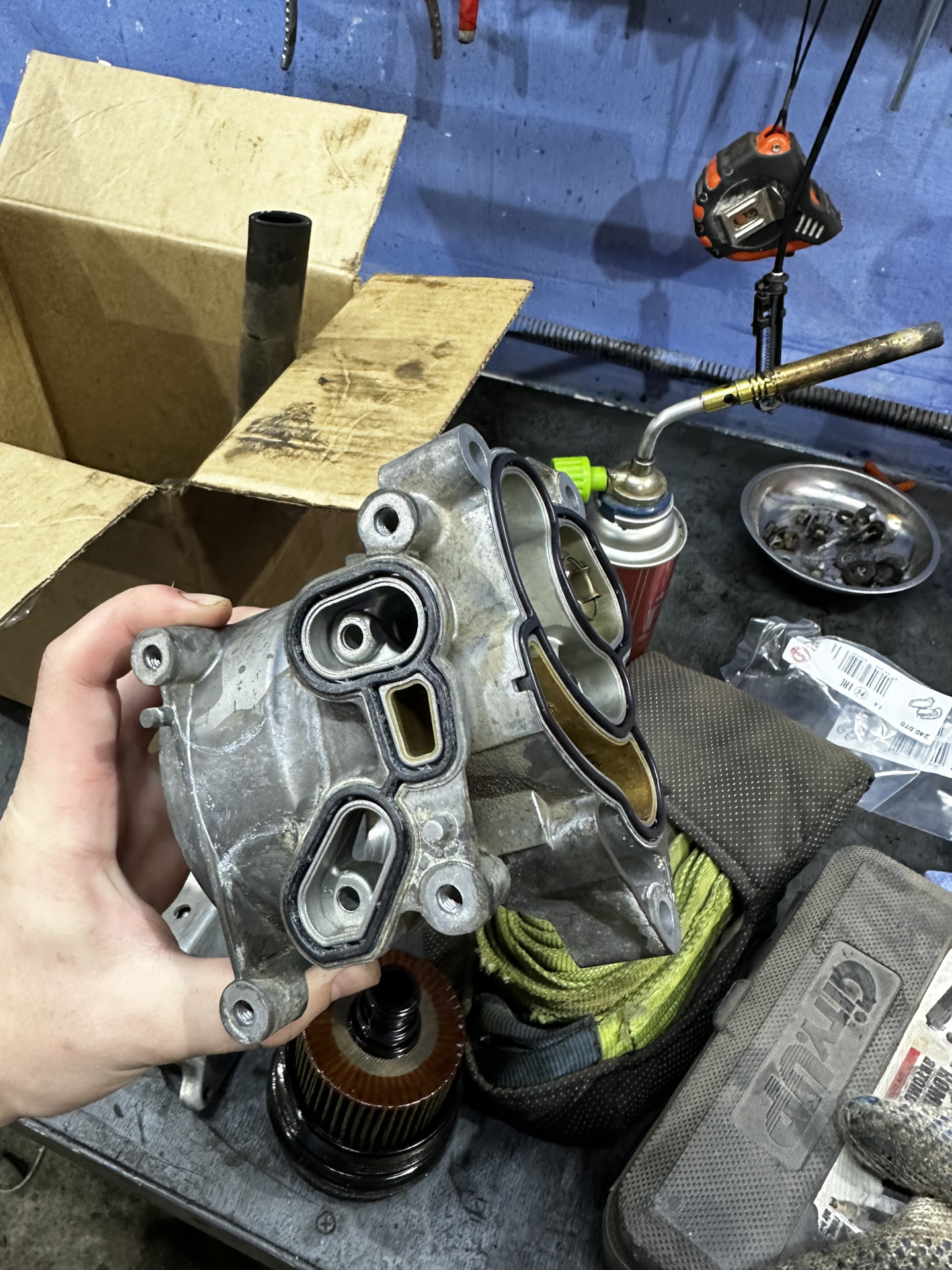 Прокладки масляного стакана — BMW 1 series (E81/E87), 2 л, 2010 года ...