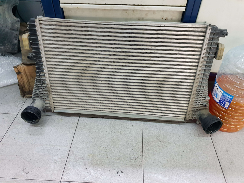 состояние интеркулера нормальное — Volkswagen Passat B6