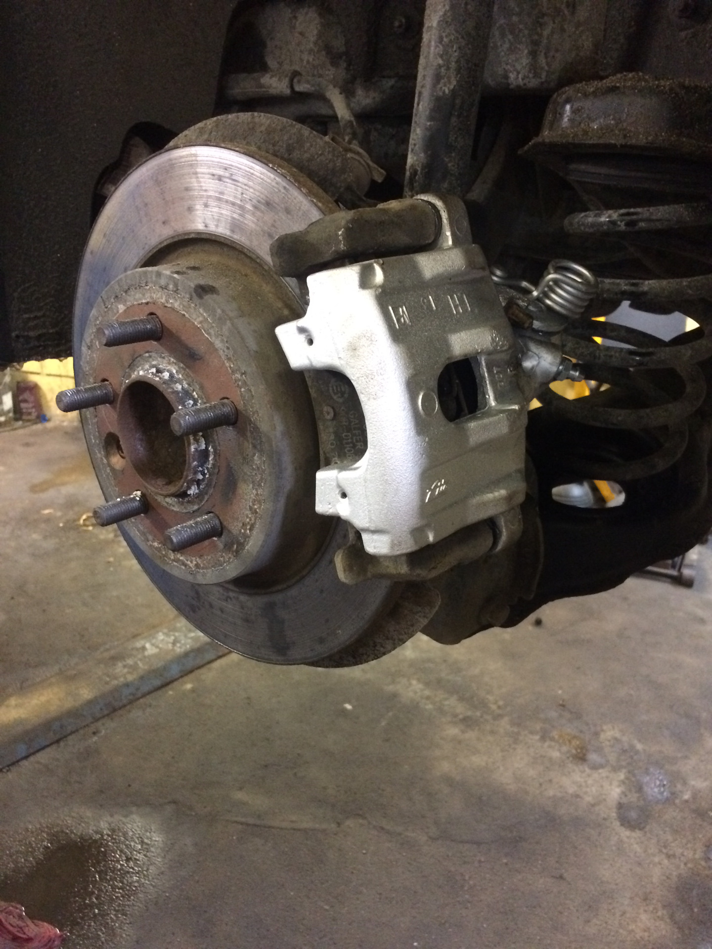 суппорт volvo v40 драйв. вольво суппорт. Volvo s60 задний суппорт. передний суппорт вольво с 40. передний суппорт вольво 976.