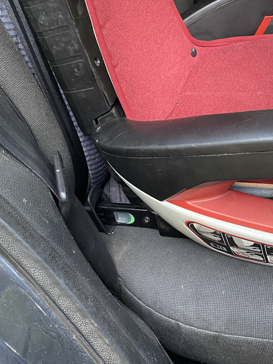 Ford fusion 2008 clearance isofix