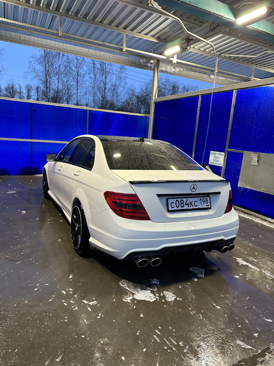 Фото в бортжурнале Mercedes-Benz C-Class (W204)