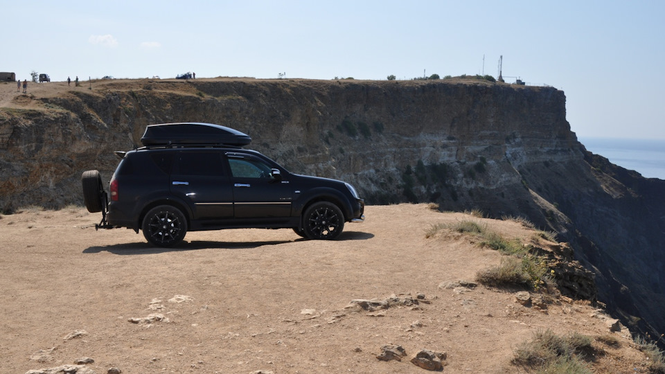 Газовые амортизаторы заднего стекла — SsangYong Rexton (2G), 2,7 л ...