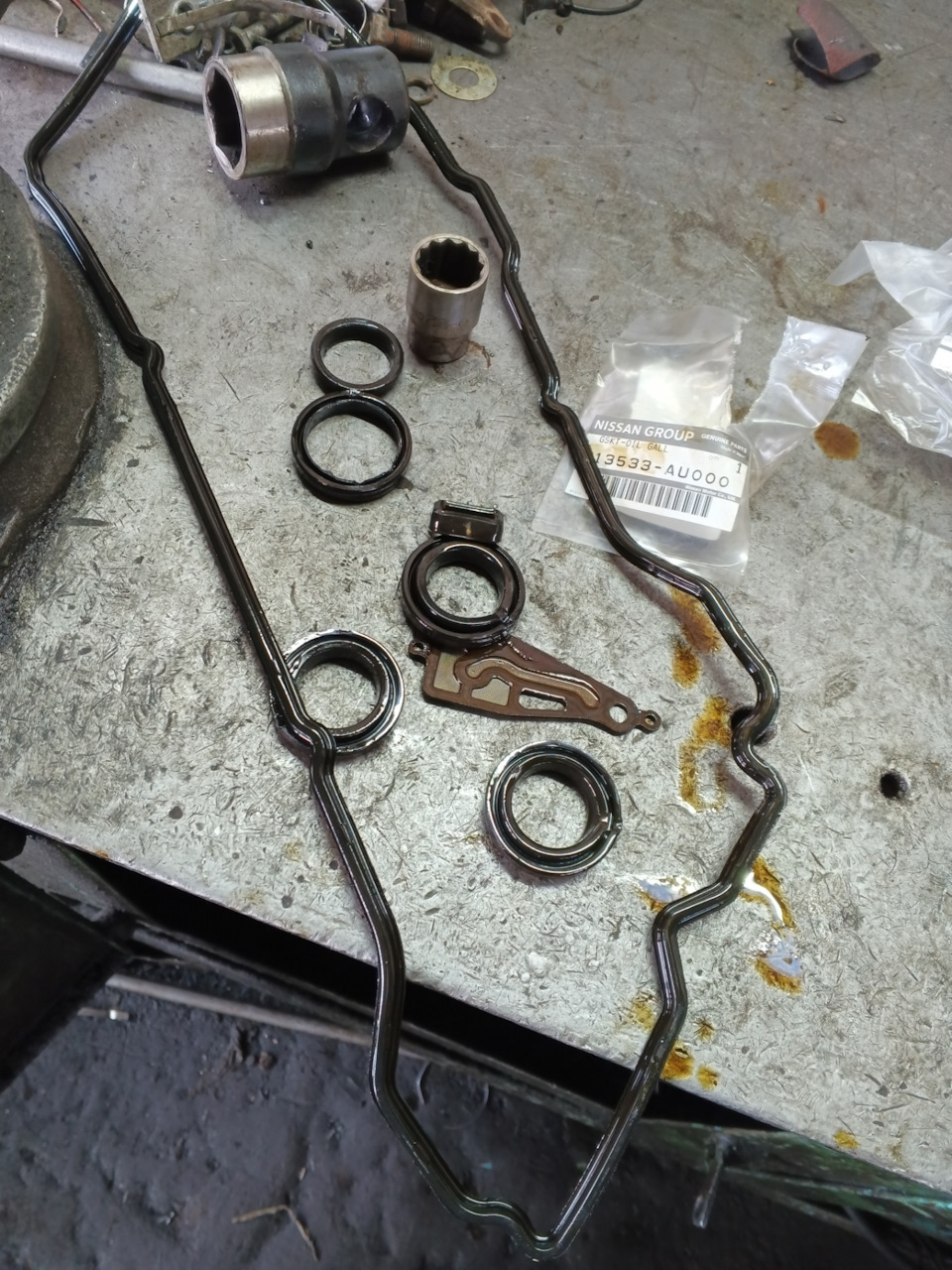 Замена прокладки клапанной крышки — Nissan Almera Classic (B10), 1,6 л ...