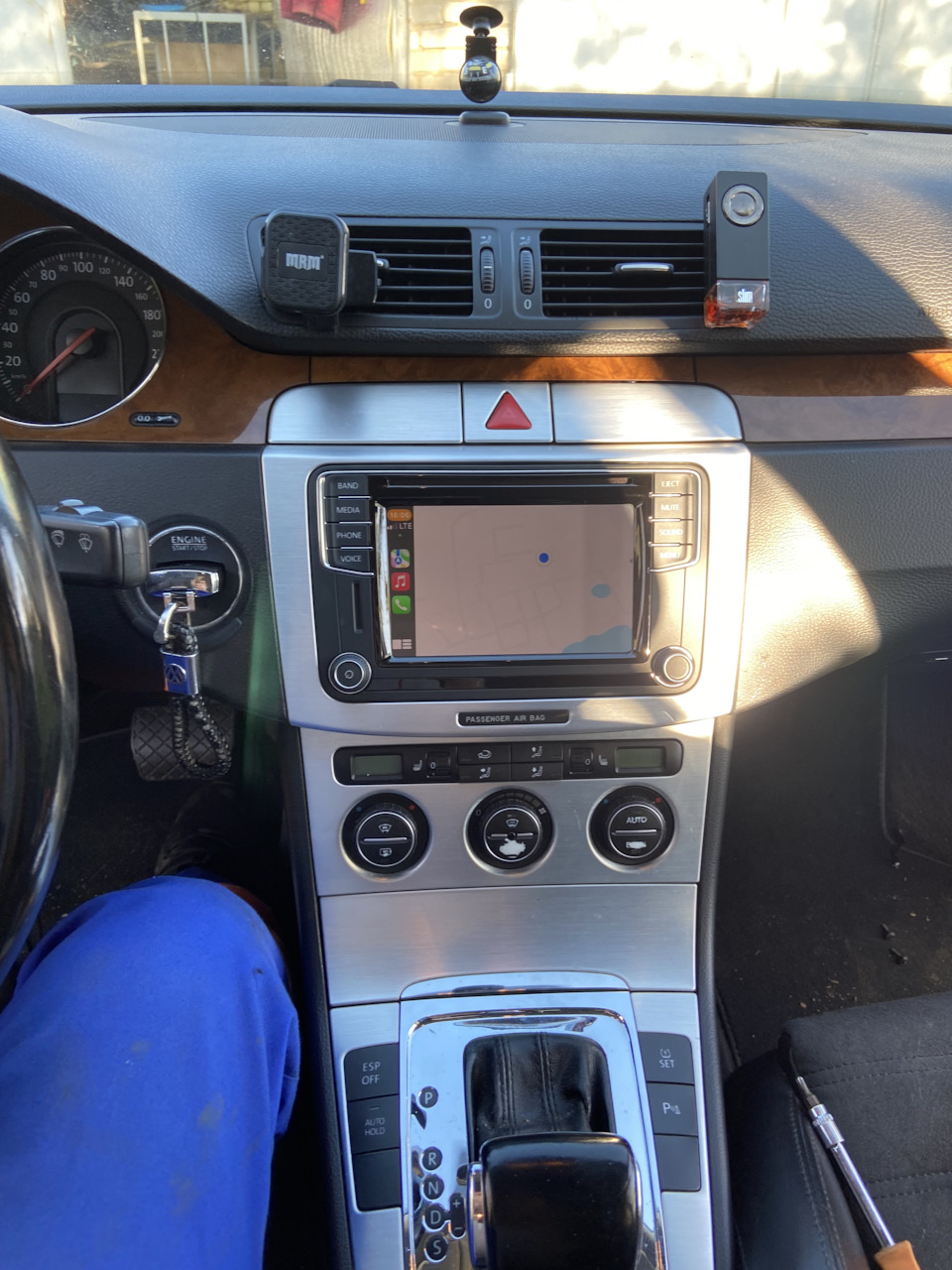 Выручайте Composition media — Volkswagen Passat B6, 2 л, 2007 года ...