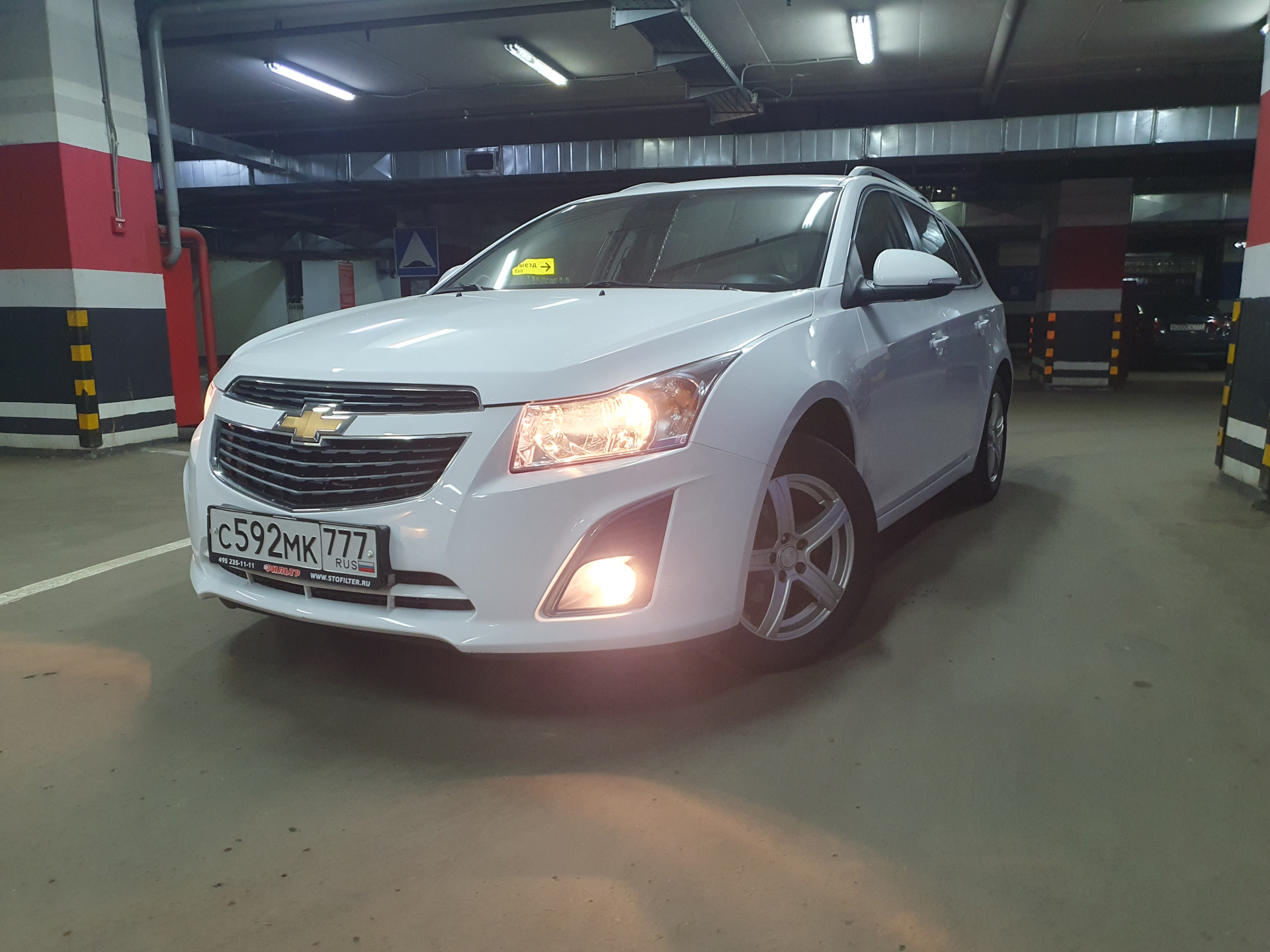 Отыскал Chevrolet Cruze универсал с пробегом 85 500 км! — DRIVE2