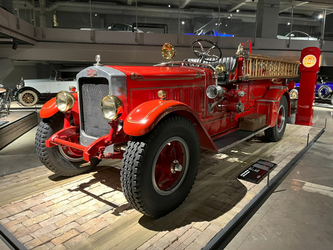 Automuziejus Vilnius — Часть 2. Alfa Romeo, American LaFrance, Audi,  Austin, Austin-Healey, BMW, Brewster, Bristol, Buick — DRIVE2