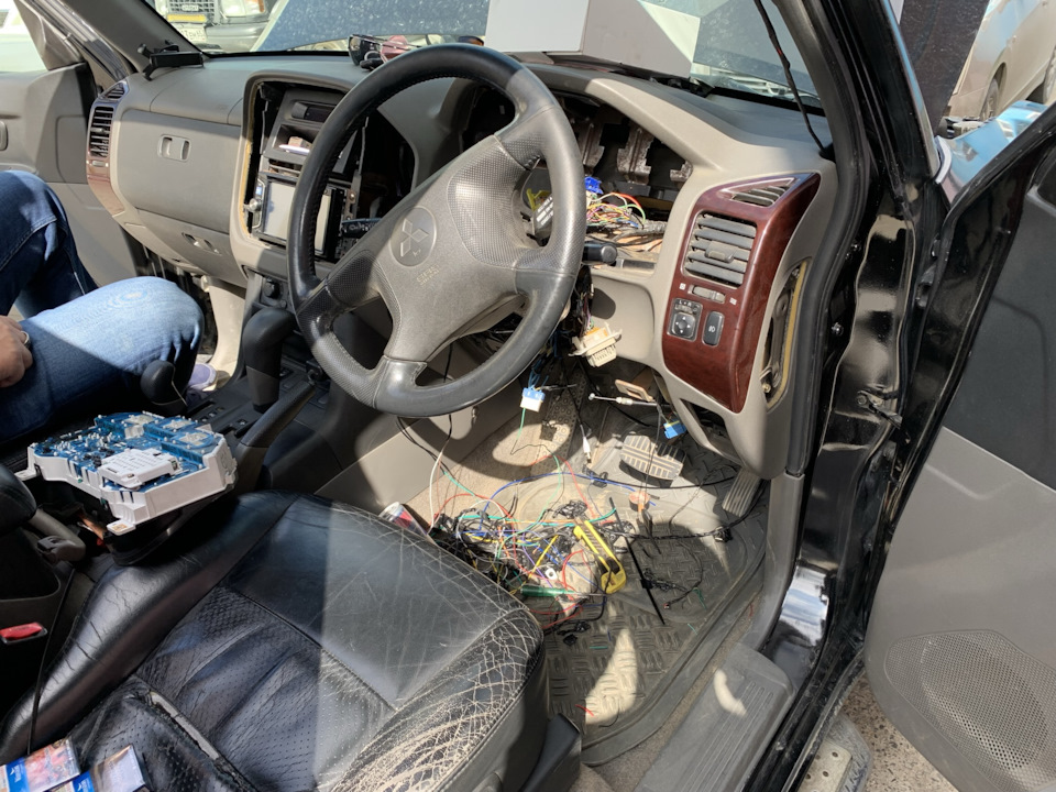 Снова расходы… — Mitsubishi Pajero (3G)