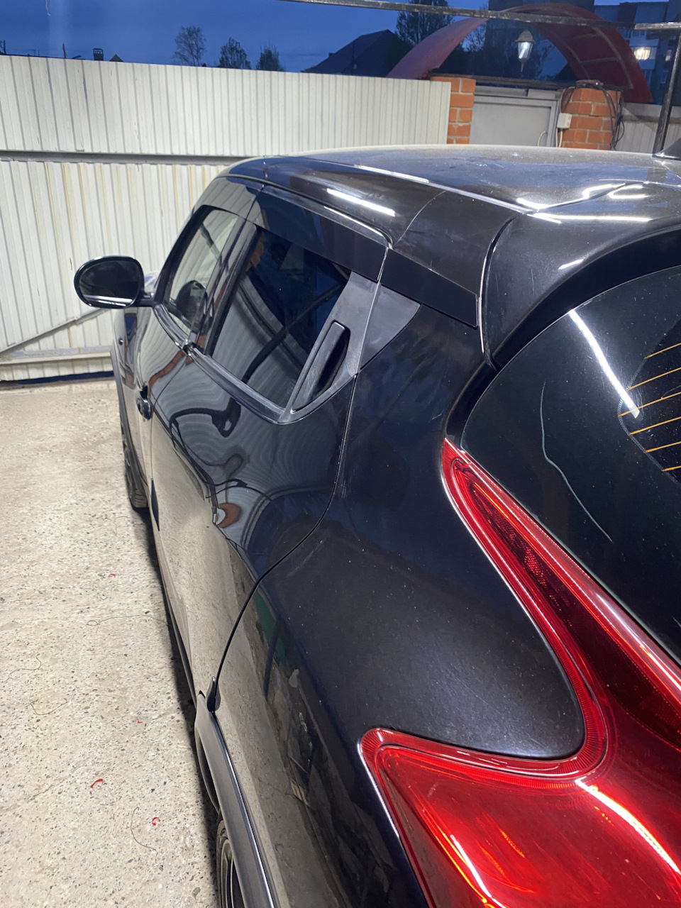 Фото в бортжурнале Nissan Juke (1G)