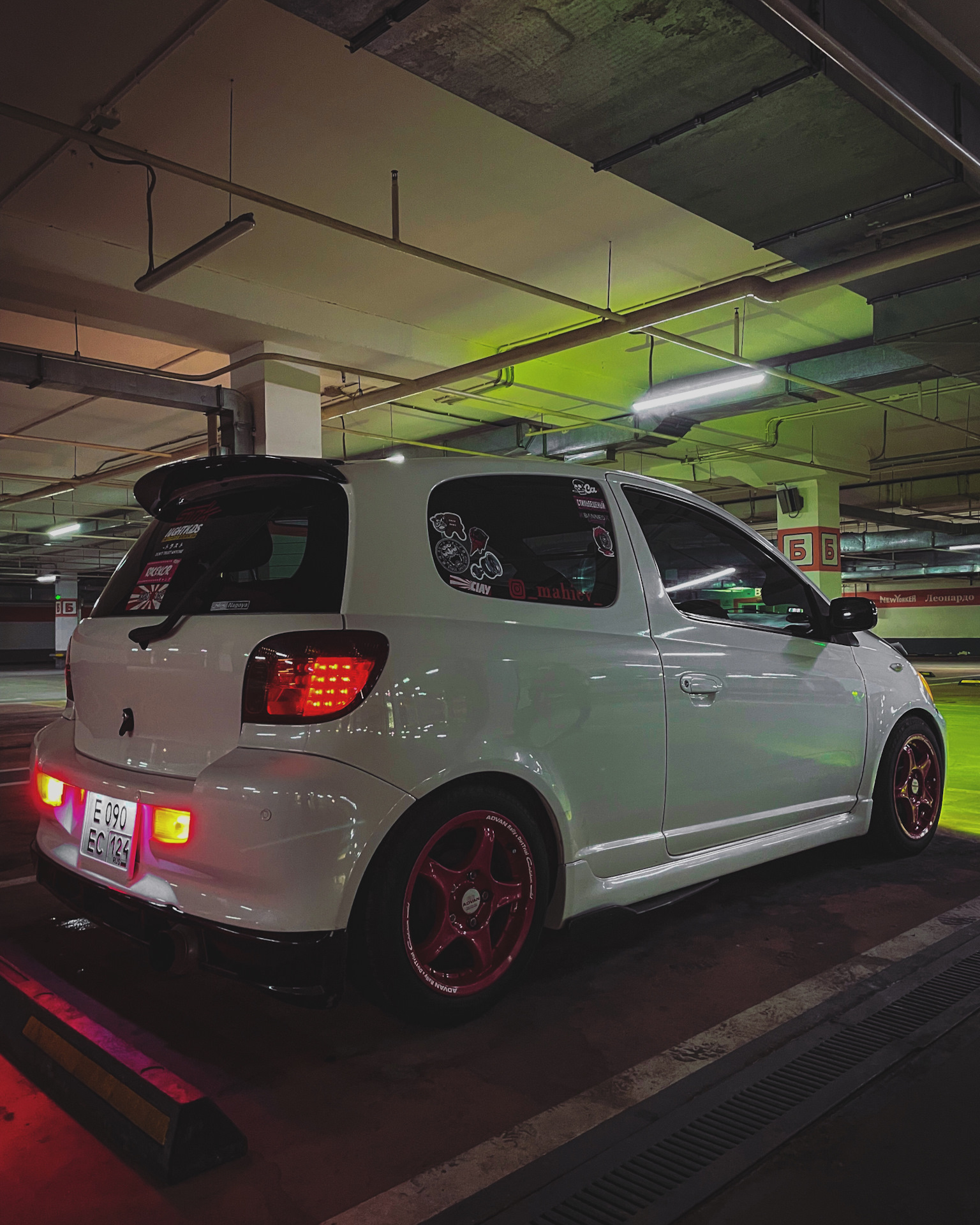 Toyota Vitz RS