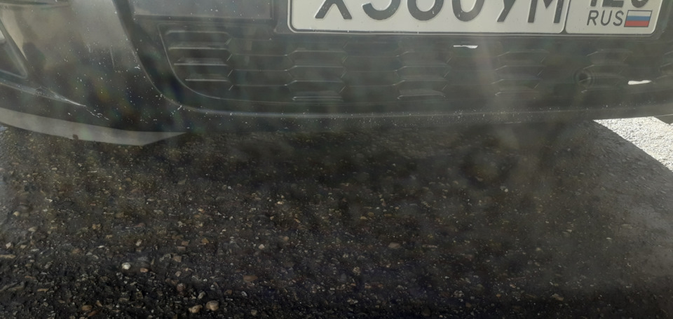 Подарочек притерли на парковке. — Lada Приора седан, 1,6 л, 2009 года ...