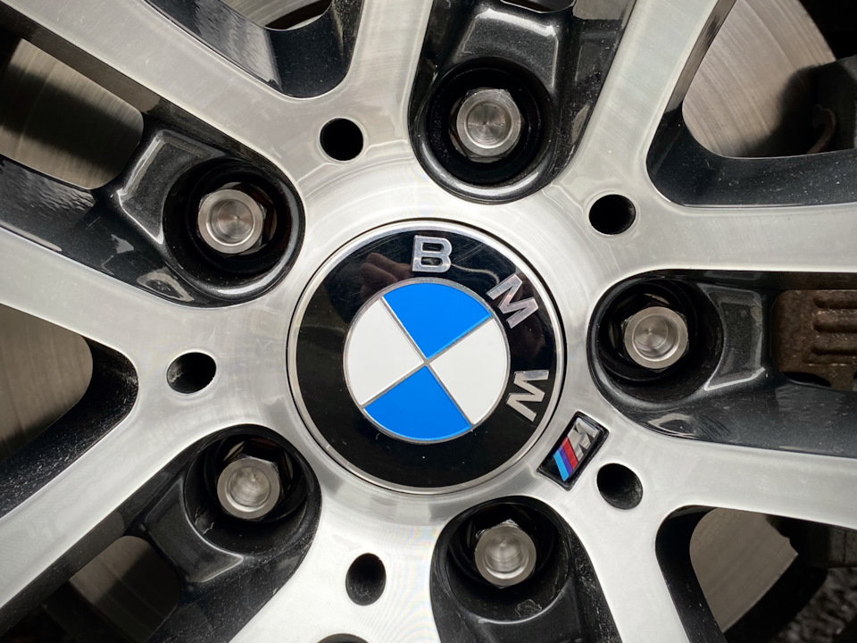 Титановые болты:) колесные — BMW X6 (F16), 3 л, 2015 года | колёсные ...