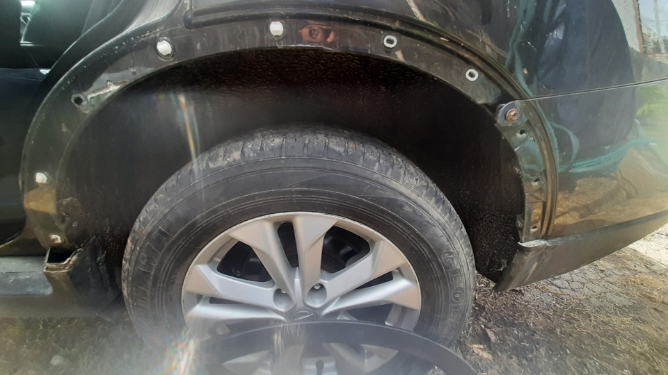 Снятие задних расширителей арок Т-32 — Nissan X-Trail III (t32), 2 л ...