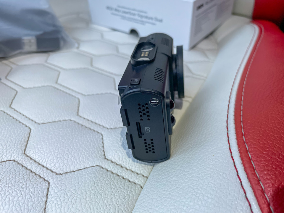 Как не нарваться на штраф за неправильное размещение видеорегистратора ...