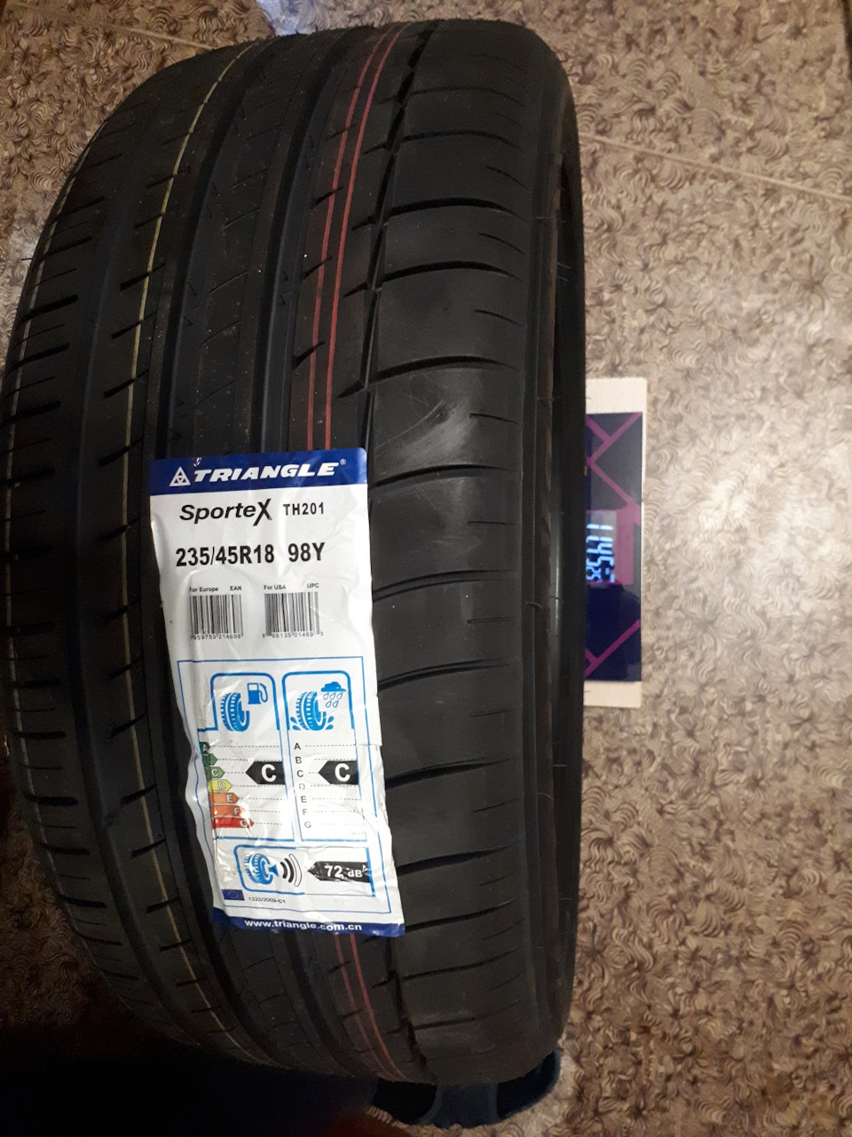 Фото в бортжурнале Chevrolet Cruze (1G). Запчасти на фото: Triangle TH201 Sportex