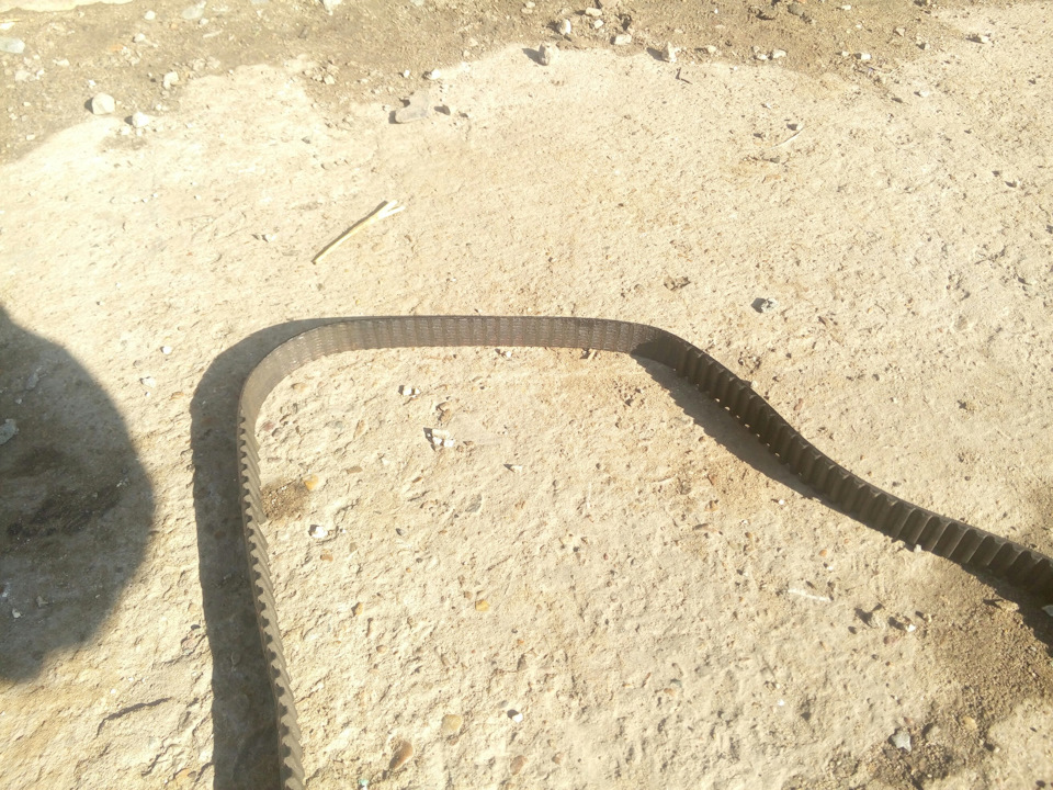 Как я поменял маслосъёмные колпачки… — Alfa Romeo 156, 2 л., 2003 года ...