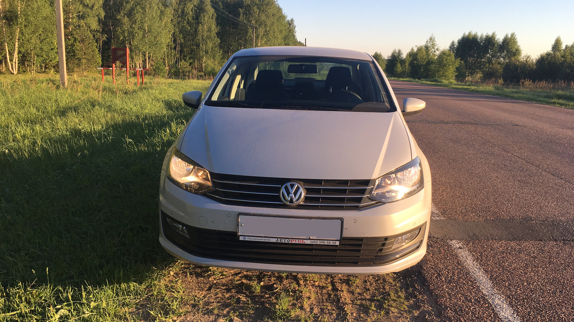 Volkswagen Polo Sedan 1.6 бензиновый 2018 | Silver White на DRIVE2