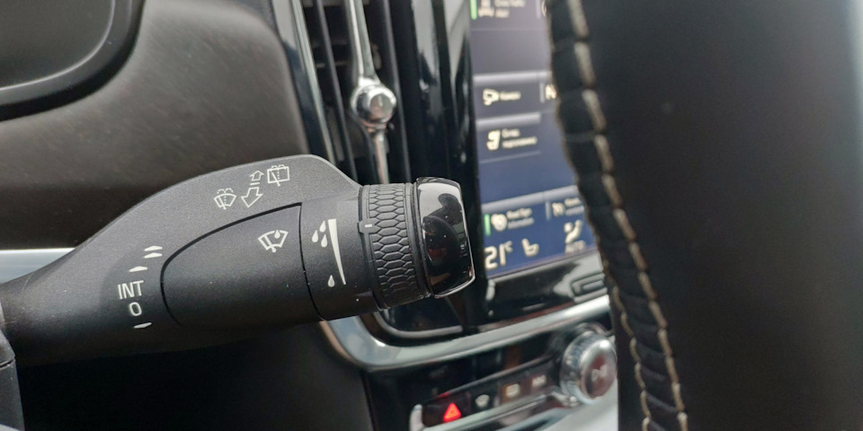 Колпачок на кнопку заднего дворника, версия вторая. — Volvo V90 Cross ...